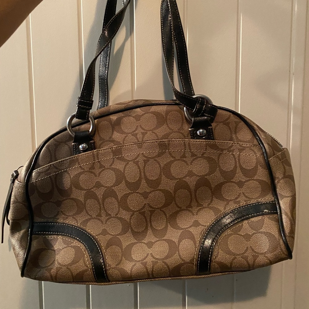 Large Coach Bag - Picture 2 of 4